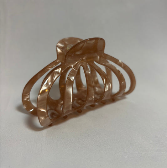 light brown claw clip
