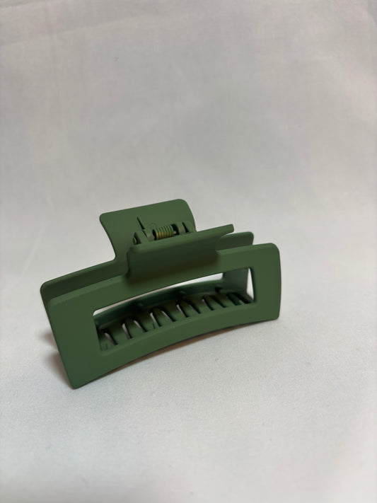green claw clip