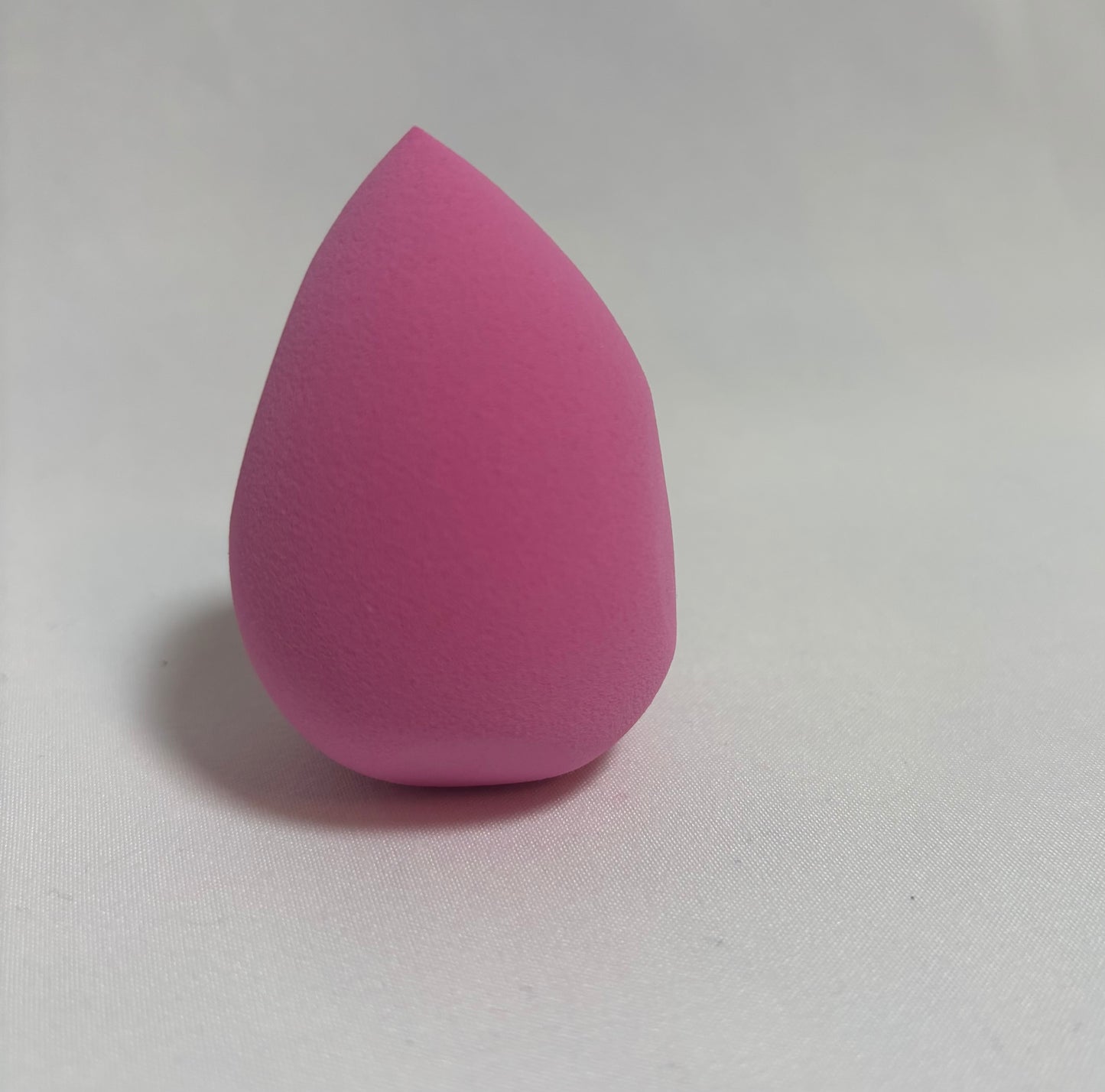 fuchsia beauty sponge