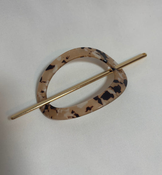 neutral hair pin