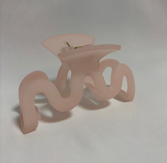 light pink claw clip