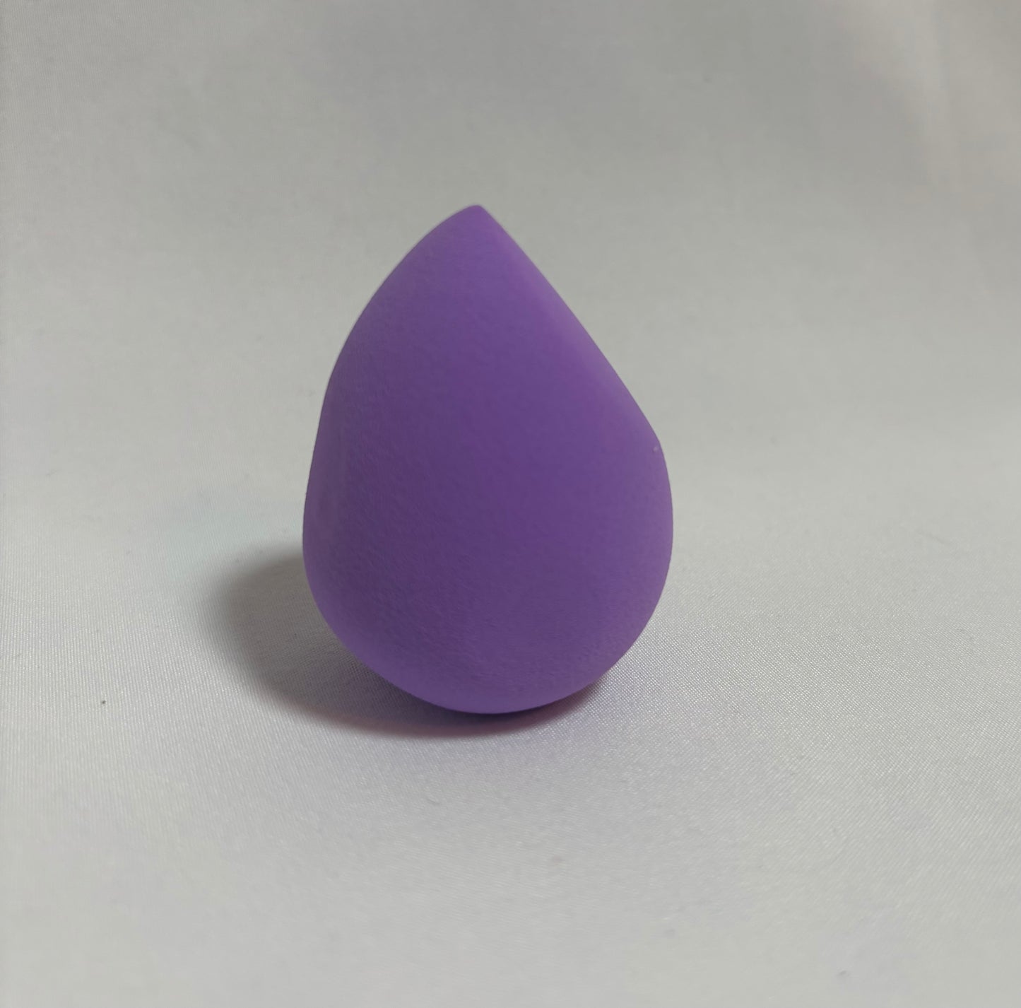 very purple beauty sponge